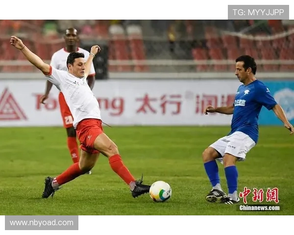 全球足球巨星盘点谁是当今足坛的真正传奇人物 全球足球巨星盘点谁是当今足坛的真正传奇人物