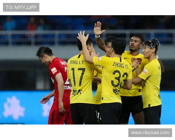 北京乒乓球队在总决赛积分榜上以61分稳居第一名展现强劲实力 北京乒乓球队在总决赛积分榜上以61分稳居第一名展现强劲实力