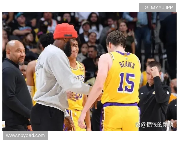 成都篮球队逆袭之路：从低谷到巅峰的奋斗与荣耀